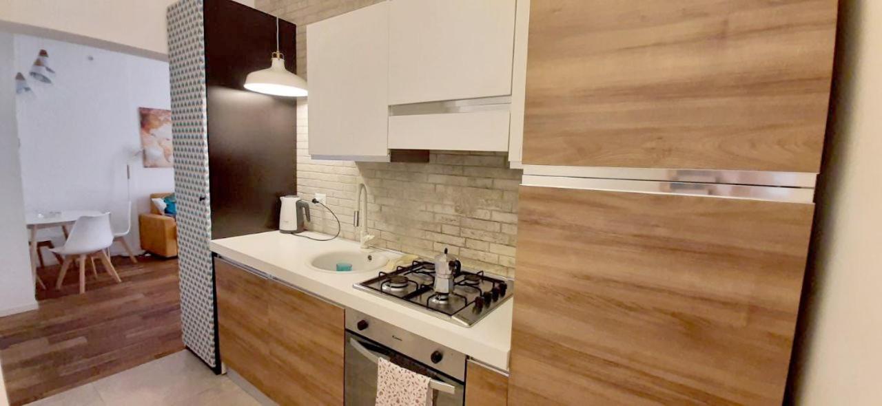 Cheerful Flat In Funky Rome Apartment ภายนอก รูปภาพ