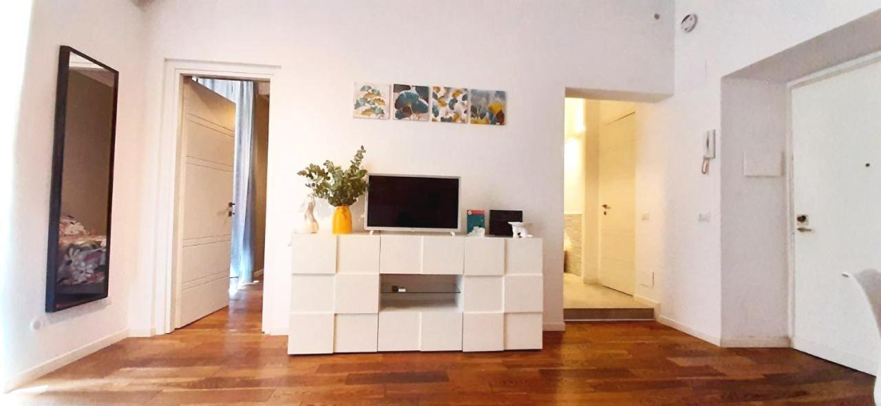 Cheerful Flat In Funky Rome Apartment ภายนอก รูปภาพ