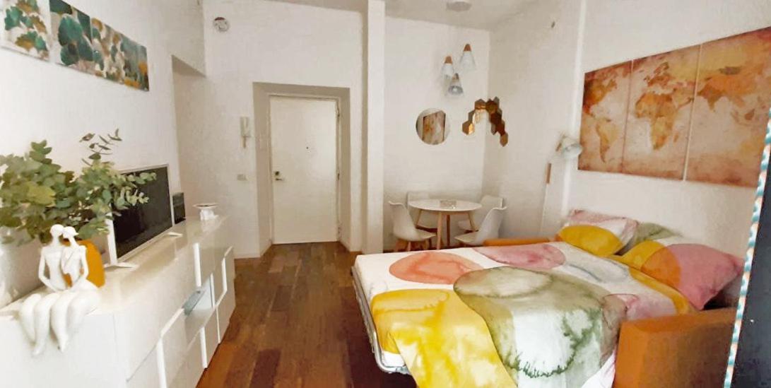Cheerful Flat In Funky Rome Apartment ภายนอก รูปภาพ
